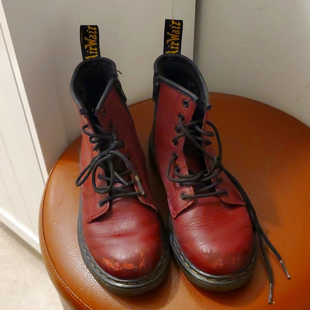 Dr. Martens boots (burgundy)